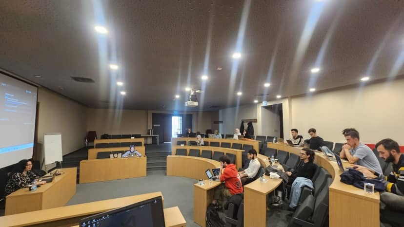 Yazılım ve YZ Giriş Kurs Programı Kapsamında 2. Hafta Programı Gerçekleştirildi